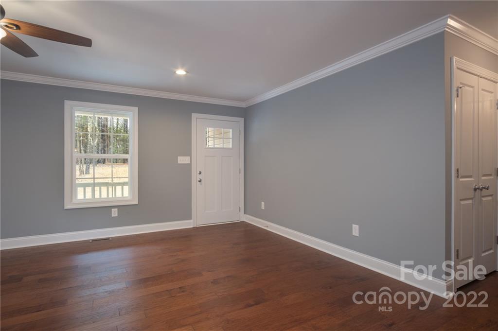 3721 Hamilton Road Edgemoor, SC 29712 - Photo 6 of 32 Gallery Image 6