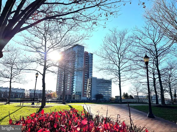 $325,000 | 105 Christina Landing Drive, Unit 305, Wilmington, DE 19801