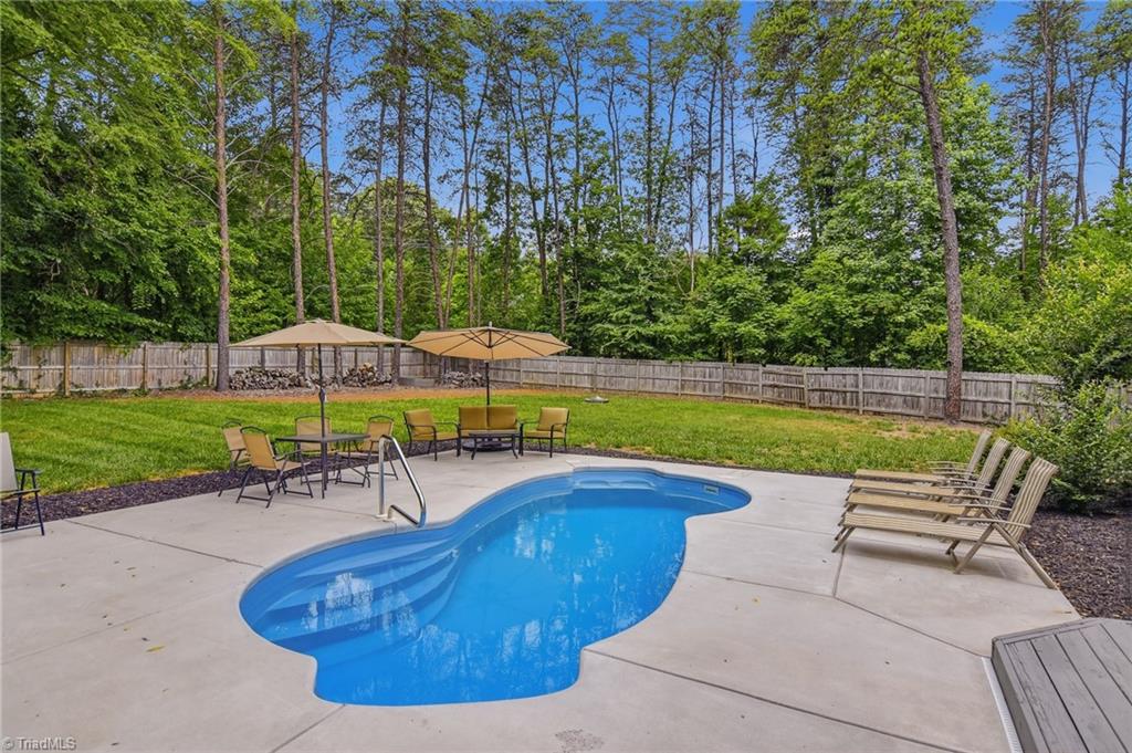 3611 Hunting Ridge Drive High Point, NC 27265 - Photo 31 of 35