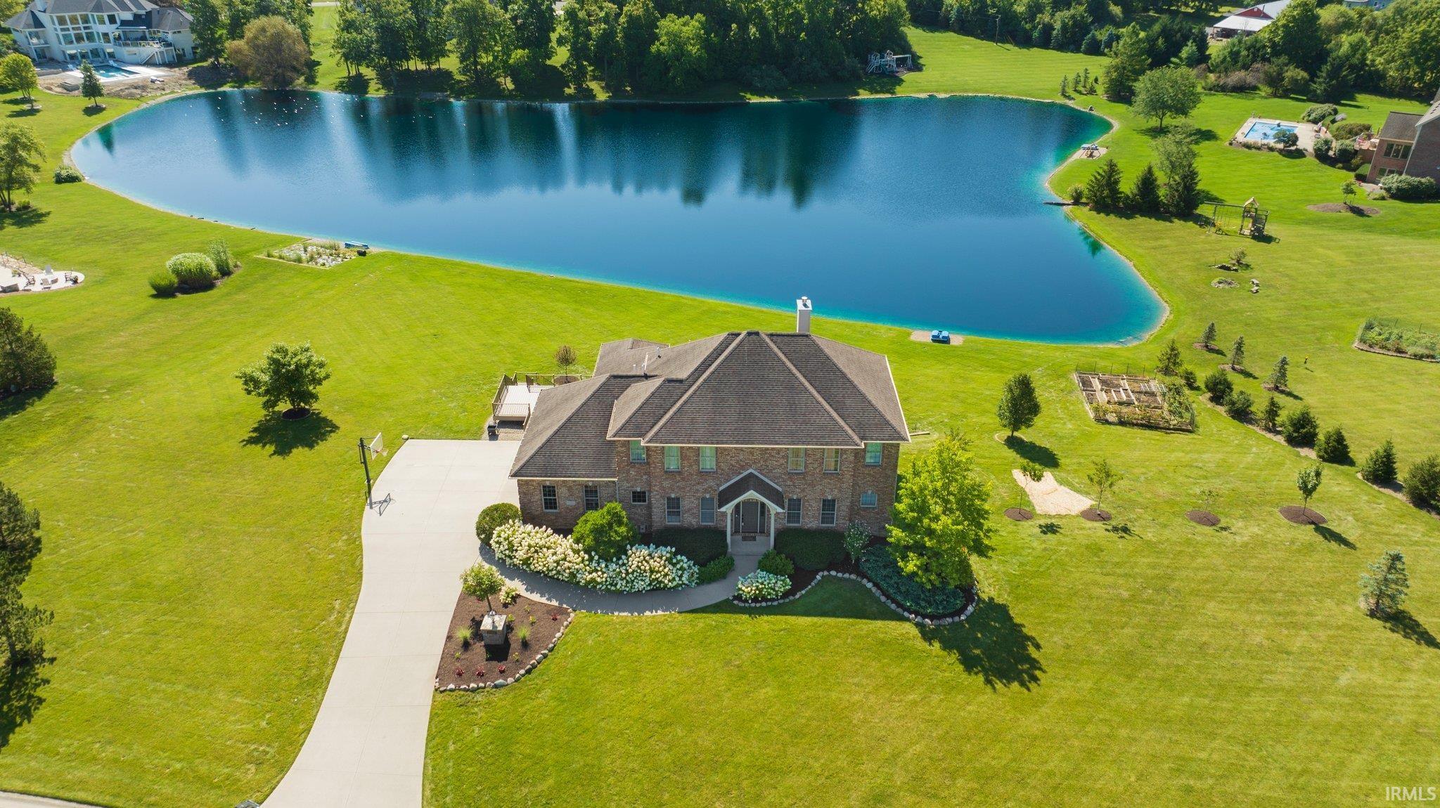 15526 Talon Ridge Cove Huntertown, IN 46748 - Photo 2 of 36 Gallery Image 2