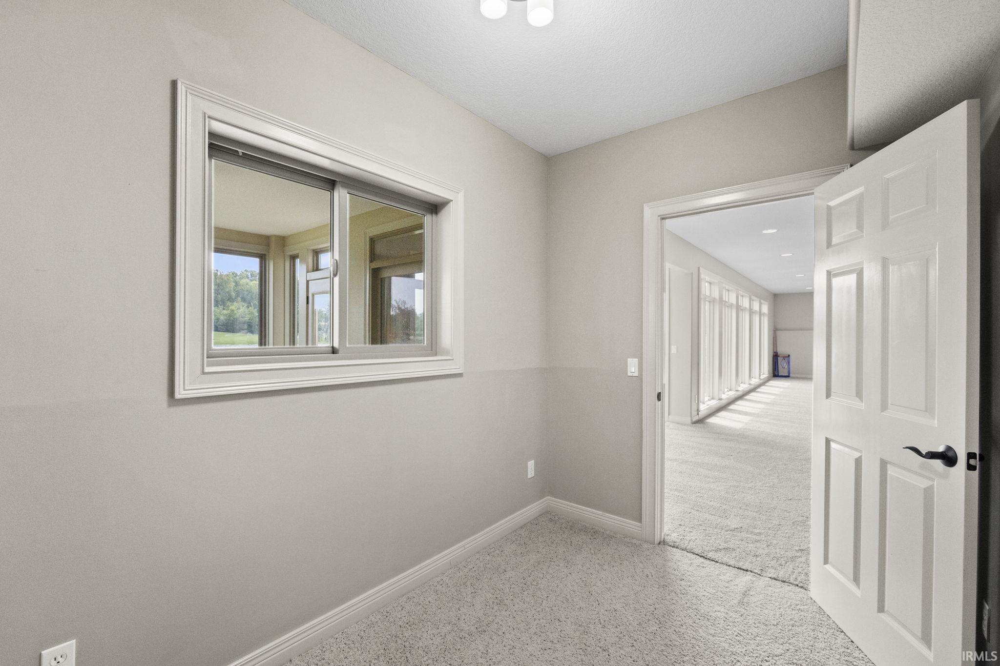 15526 Talon Ridge Cove Huntertown, IN 46748 - Photo 31 of 36 Gallery Image 31