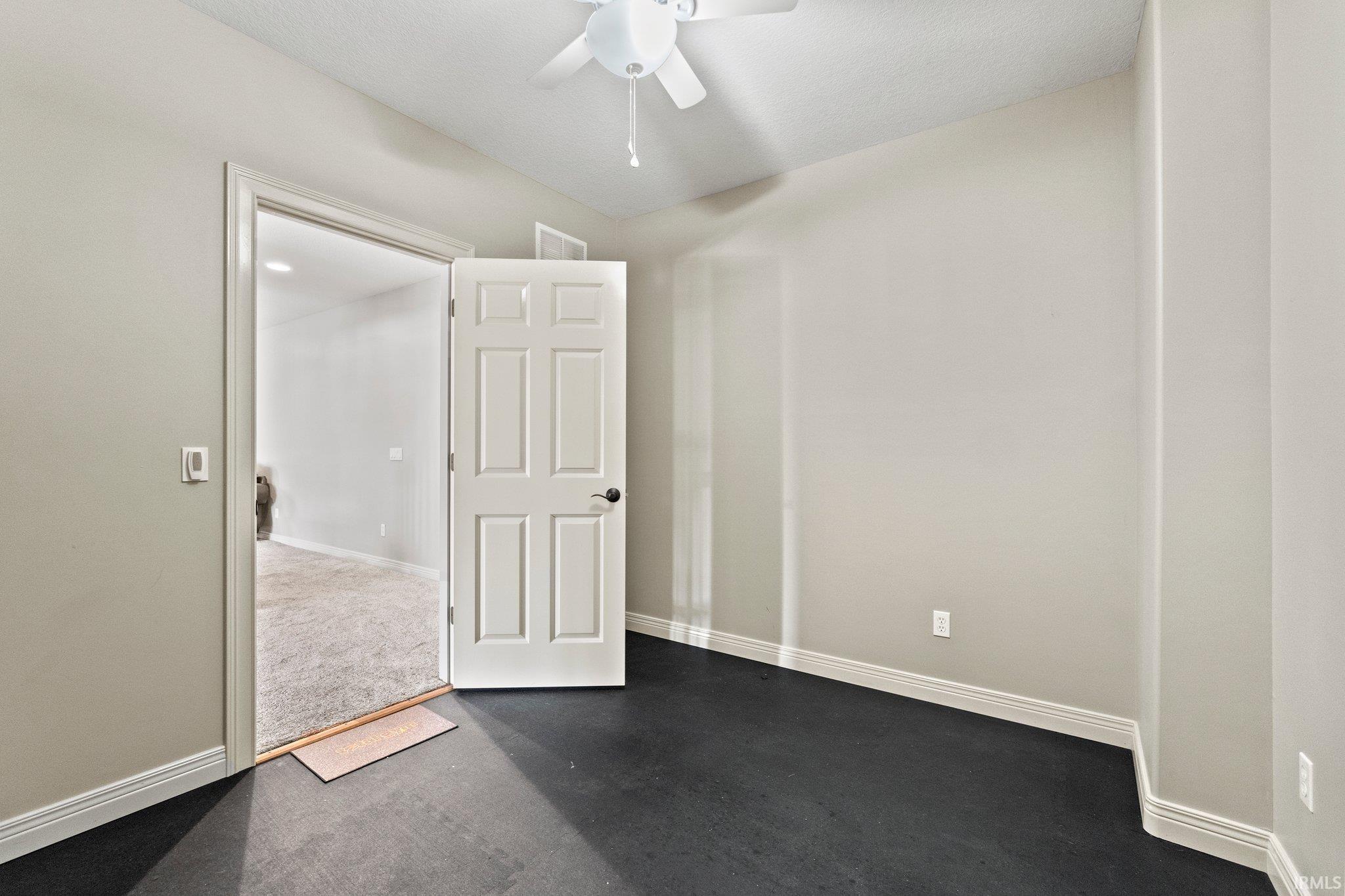 15526 Talon Ridge Cove Huntertown, IN 46748 - Photo 33 of 36 Gallery Image 33