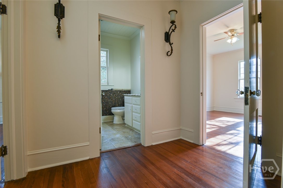 120 Tusten Street Elberton, GA 30635 - Photo 27 of 50 Hall
