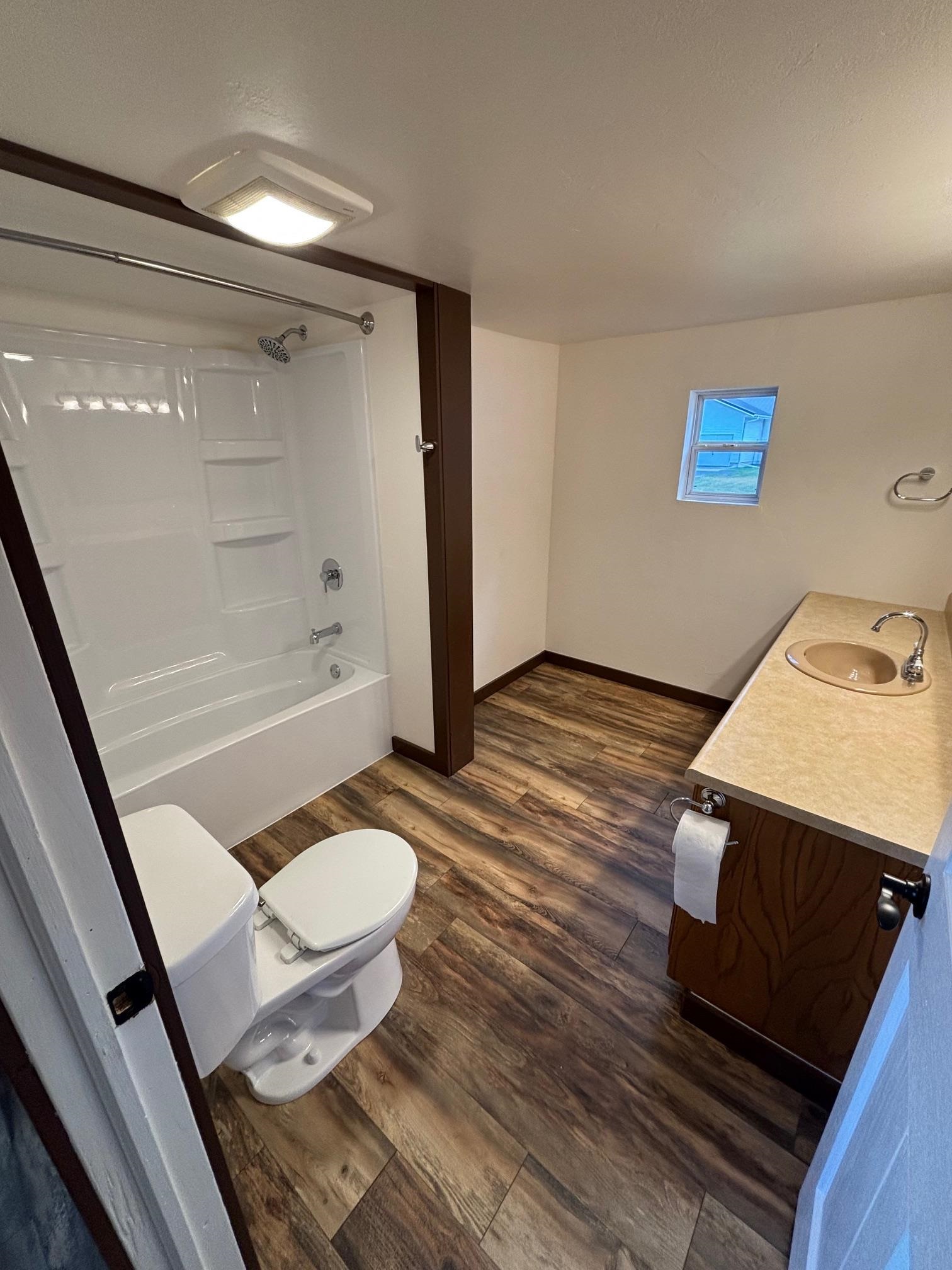 810 8th Alley Crivitz, WI 54114 - Photo 14 of 38