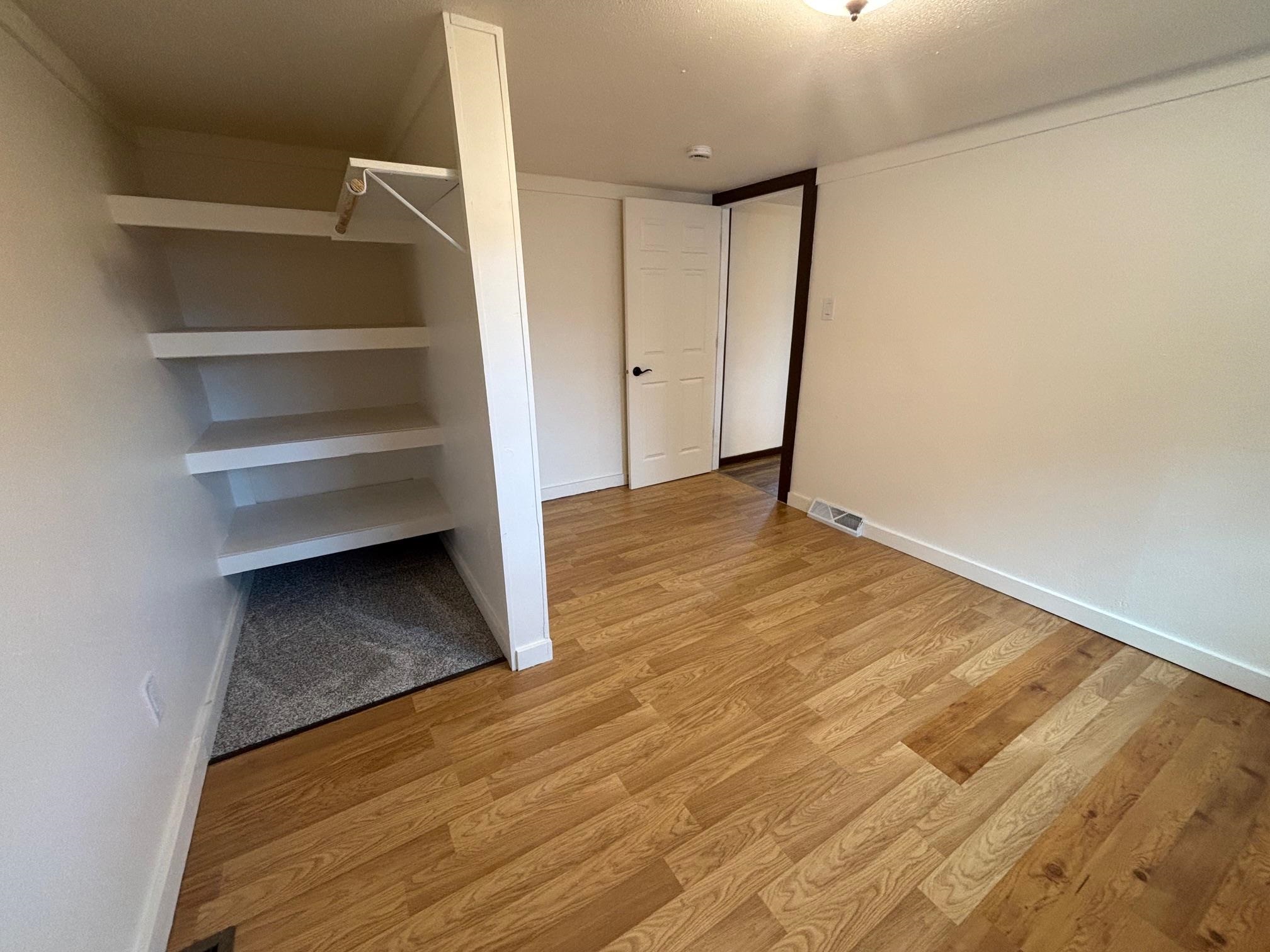 810 8th Alley Crivitz, WI 54114 - Photo 17 of 38