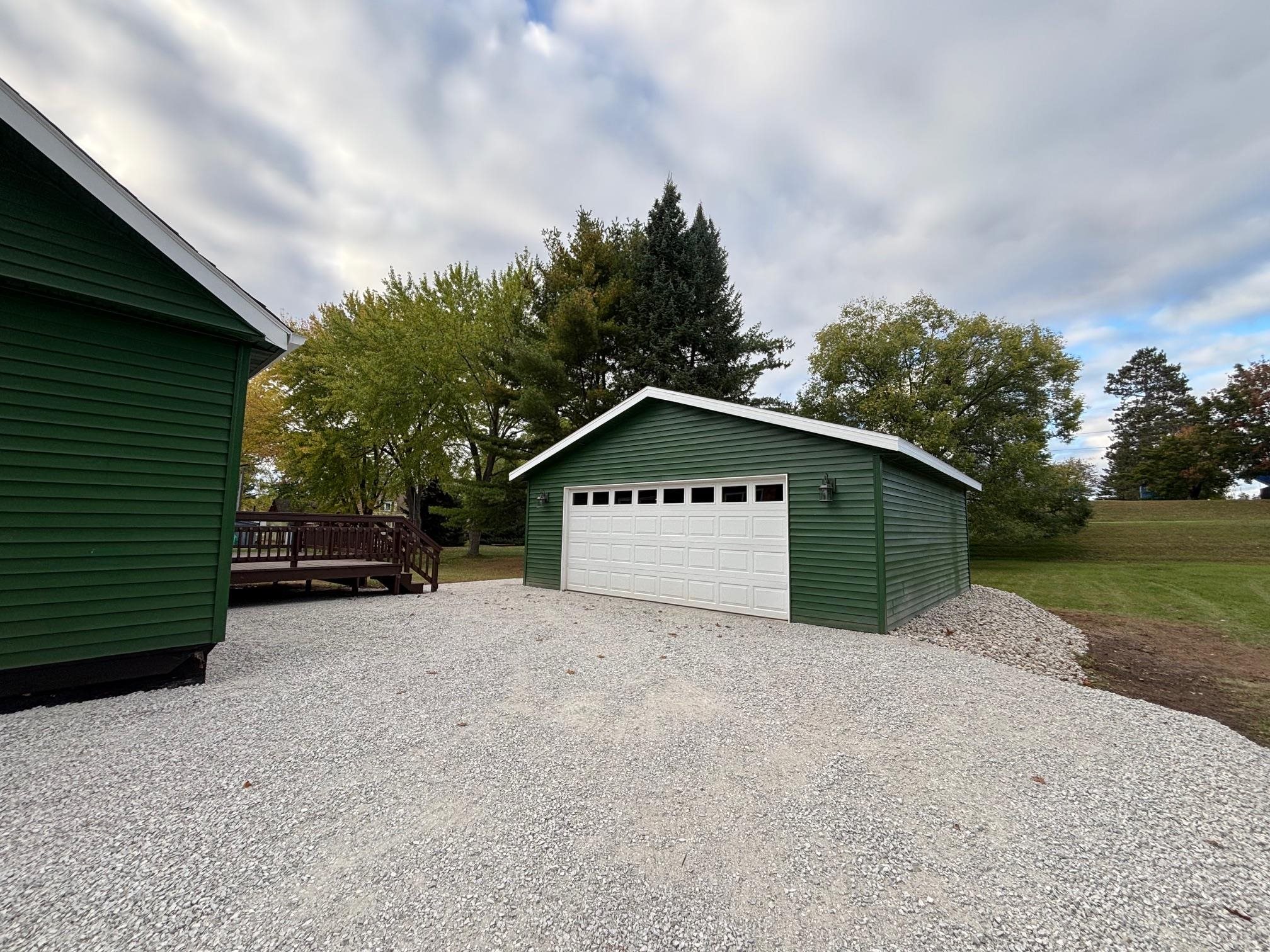 810 8th Alley Crivitz, WI 54114 - Photo 27 of 38