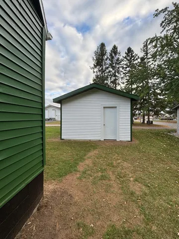 $189,900 | 810 8th Alley, Crivitz, WI 54114