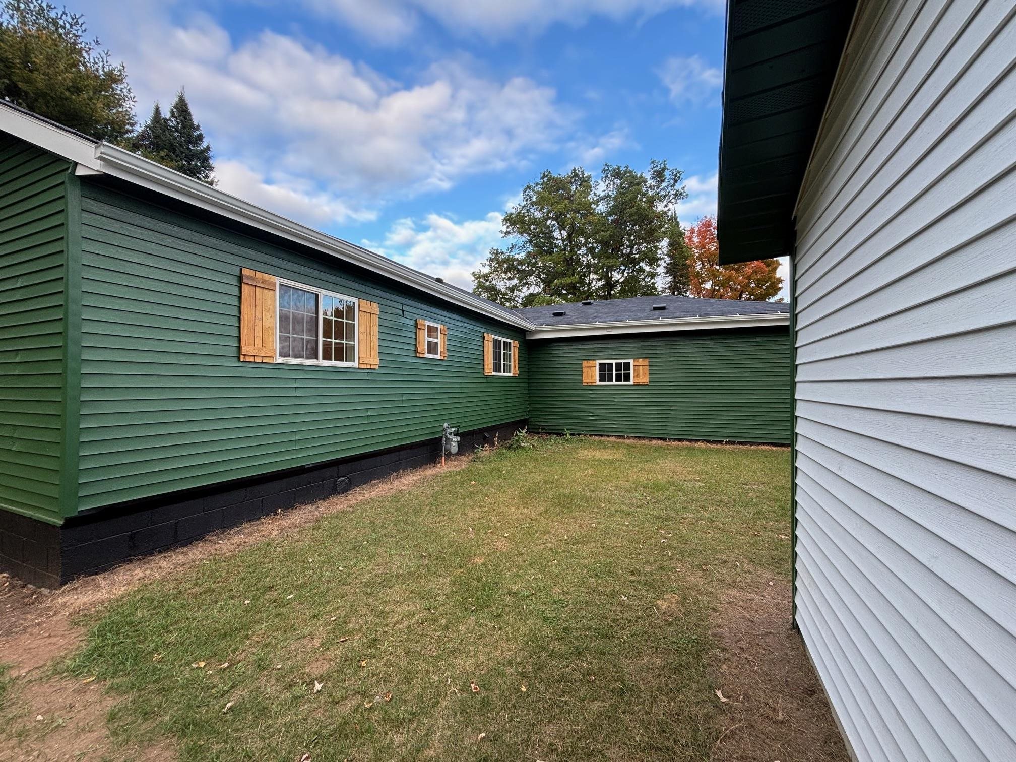 810 8th Alley Crivitz, WI 54114 - Photo 36 of 38