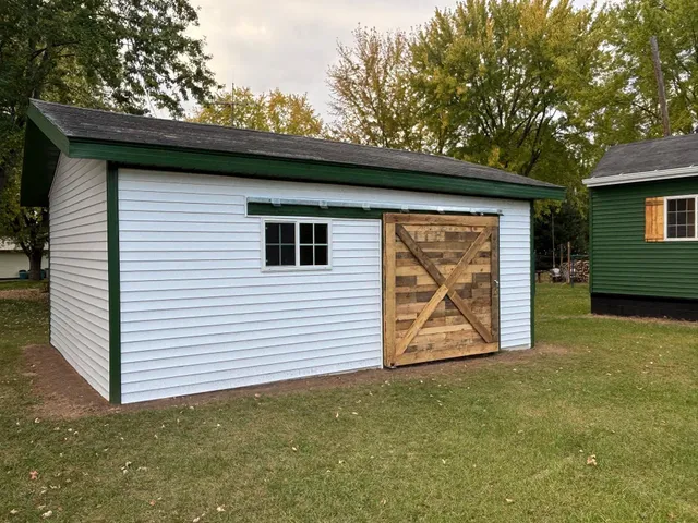 $189,900 | 810 8th Alley, Crivitz, WI 54114