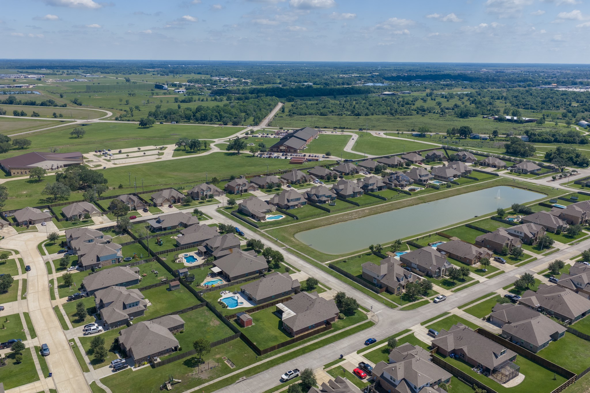 1283 Laurel Lane Angleton, TX 77515 - Photo 39 of 40 Just minutes to Hwy 288. Subdivision view as well as nearby school & church off Anchor Road.