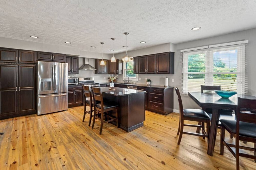 1449 South Clark Road Shelbyville, IN 46176 - Photo 6 of 42