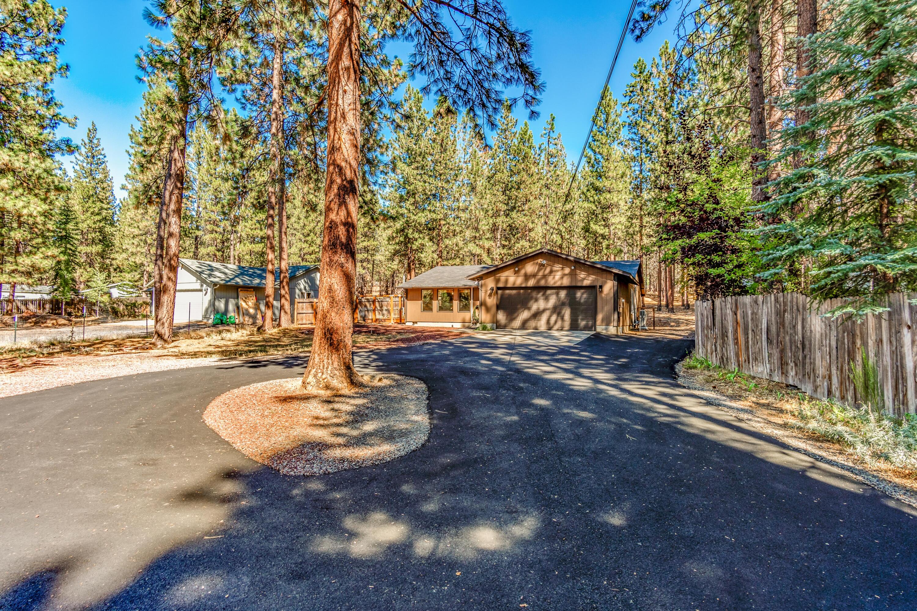 60154 Agate Road Bend, OR 97702 - Photo 32 of 39 60154 Agate Rd, Bend
