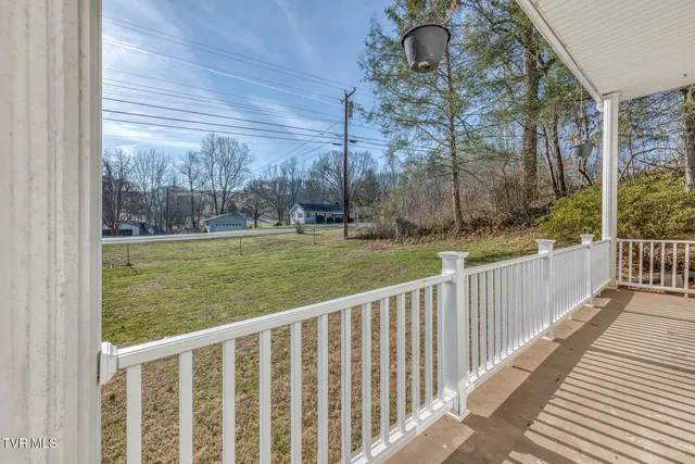 $369,000 | 1956 Enterprise Road, Piney Flats, TN 37686