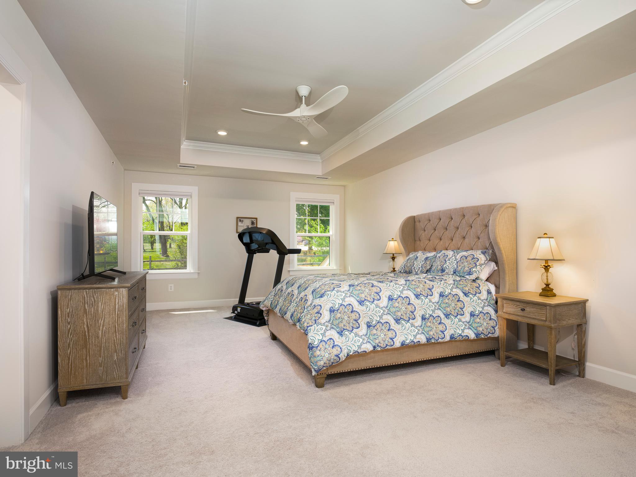 164 Rehoboth Road Wayne, PA 19087 - Photo 20 of 41 Very spacious primary suite with tray ceiling