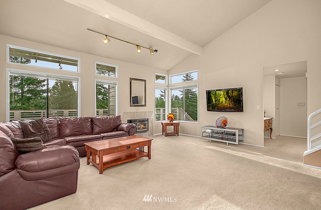 22108 5th Drive Southeast Bothell, WA 98021 - Photo 2 of 25