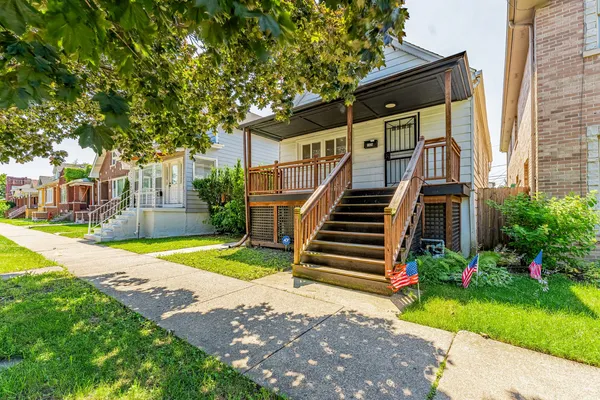 $259,999 | 1320 South 57th Avenue, Cicero, IL 60804