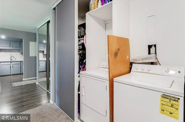 $1,500 | 7301 West 101st Street, Unit 312, Bloomington, MN 55438