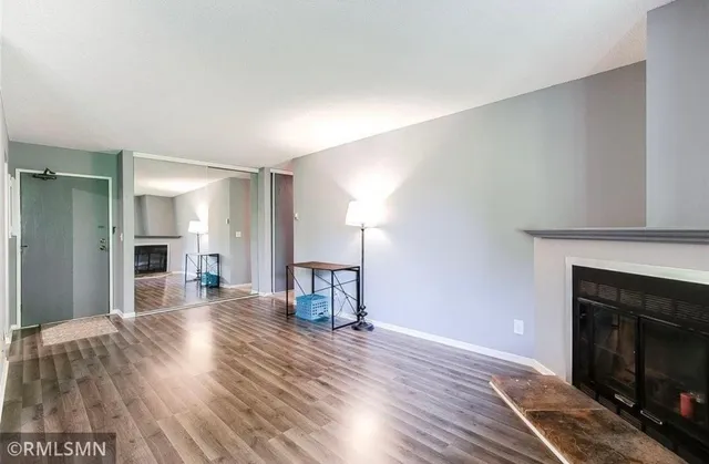 $1,600 | 7301 West 101st Street, Unit 312, Bloomington, MN 55438