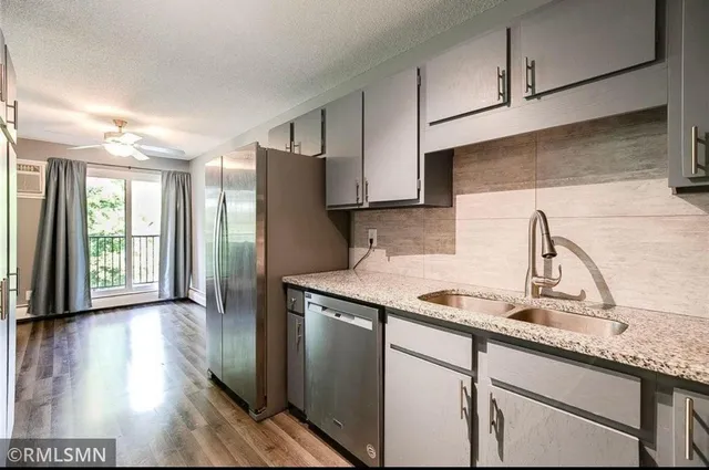 $1,600 | 7301 West 101st Street, Unit 312, Bloomington, MN 55438