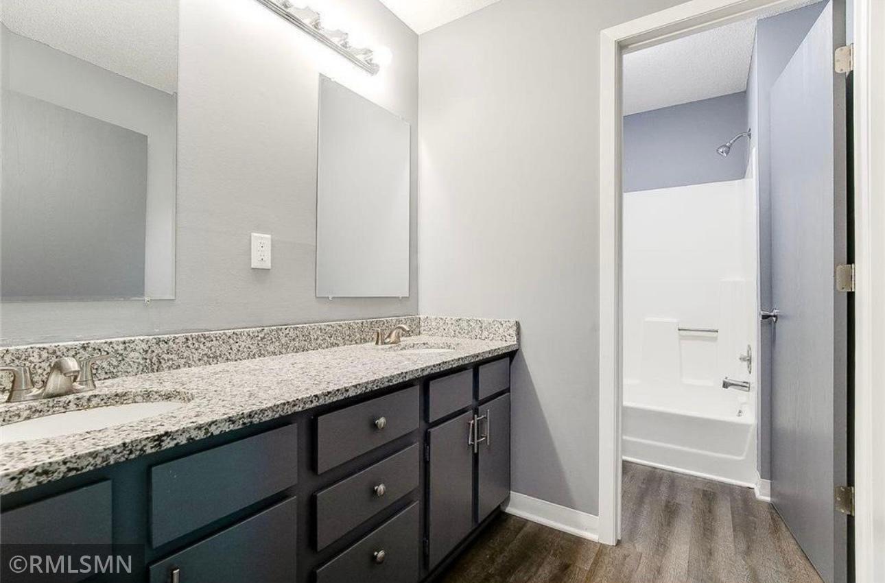 7301 West 101st Street, Unit 312 Bloomington, MN 55438 - Photo 10 of 13