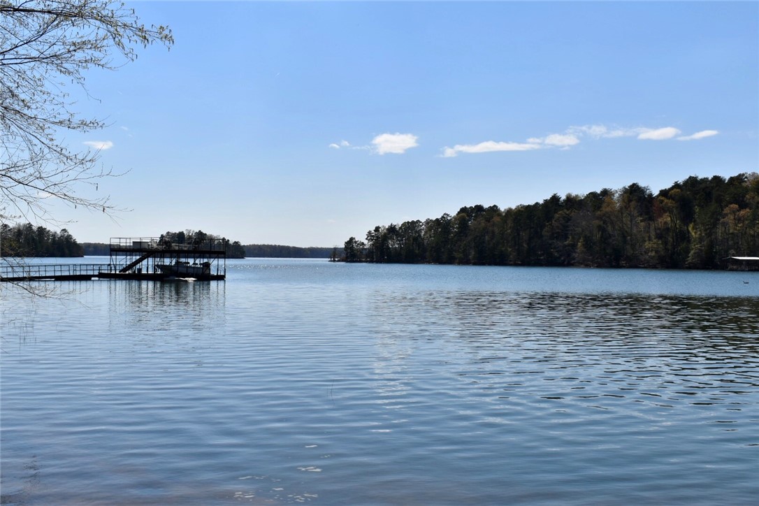 Lot G James Hare Road Anderson, SC 29626 - Photo 4 of 31 This lot offers 136 feet of waterfront in a privat