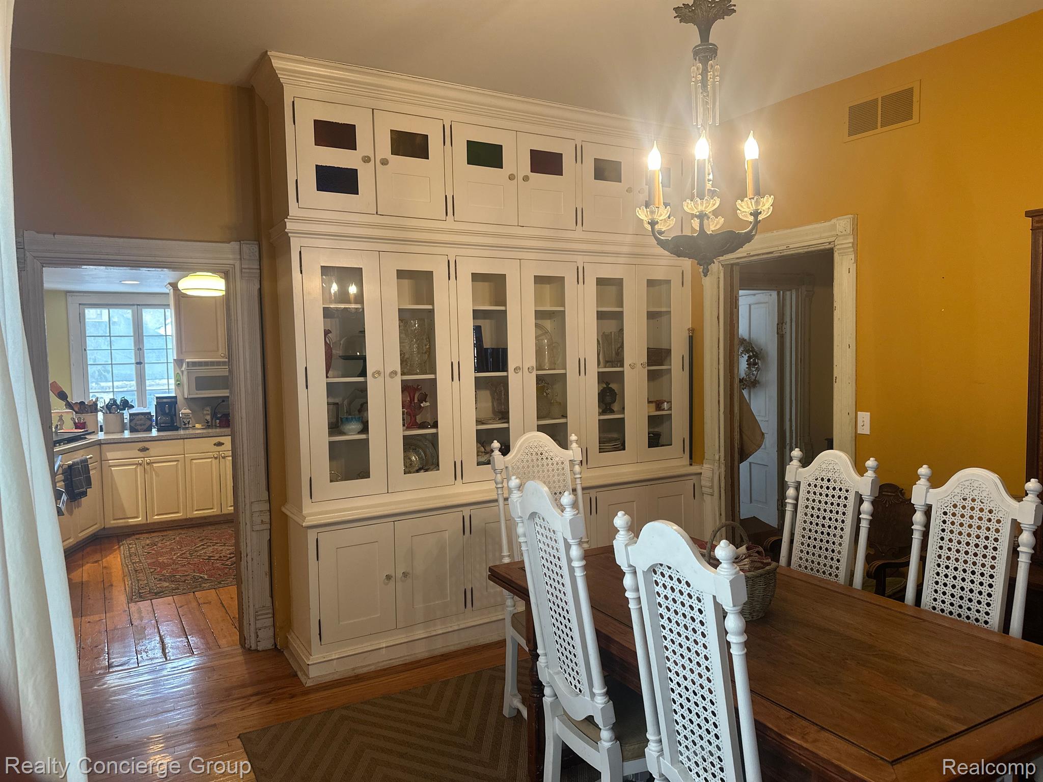 222 Summit Howell, MI 48843 - Photo 10 of 41 So much space to entertain