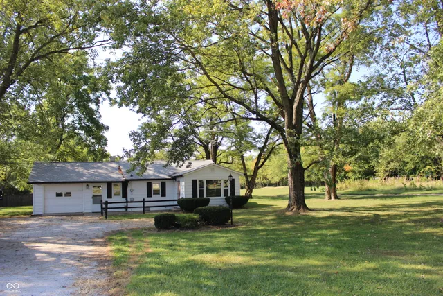 $240,000 | 5043 West Co Road 144, Bargersville, IN 46106