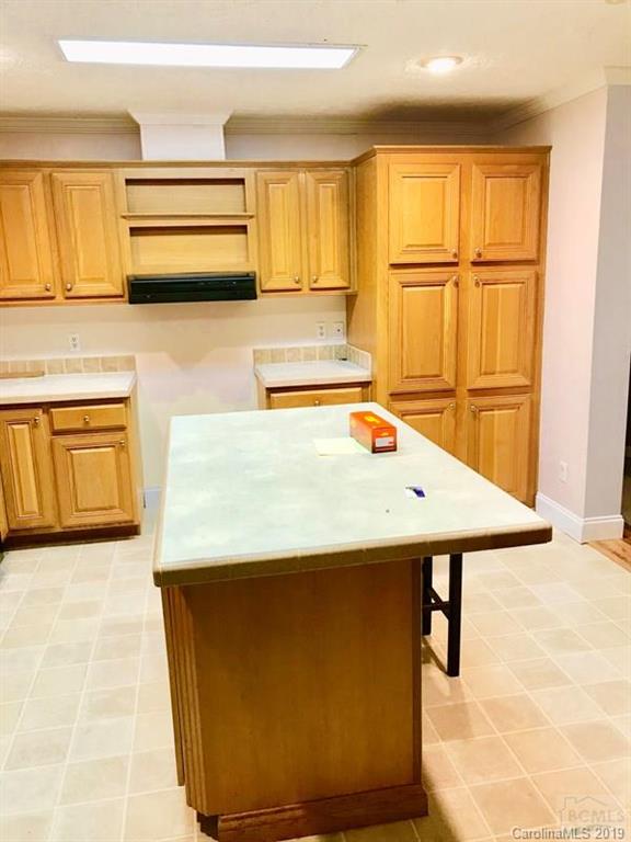 5125 Persimmon Road Connelly Springs, NC 28612 - Photo 12 of 25 Gallery Image 12