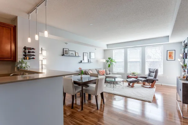 $2,450 | 545 North 1st Street, Unit 403, Minneapolis, MN 55401
