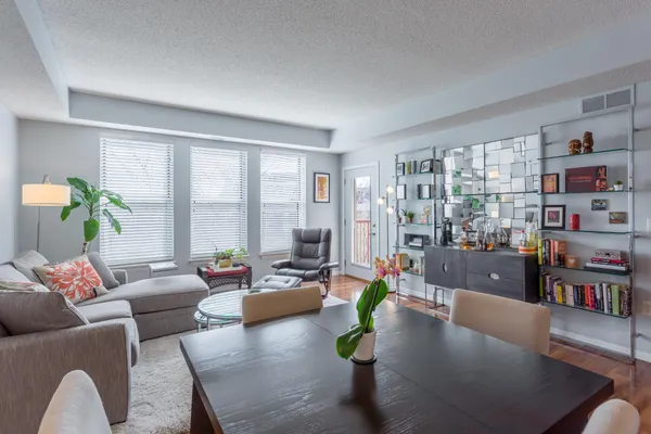 $2,450 | 545 North 1st Street, Unit 403, Minneapolis, MN 55401
