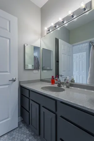 $2,450 | 545 North 1st Street, Unit 403, Minneapolis, MN 55401