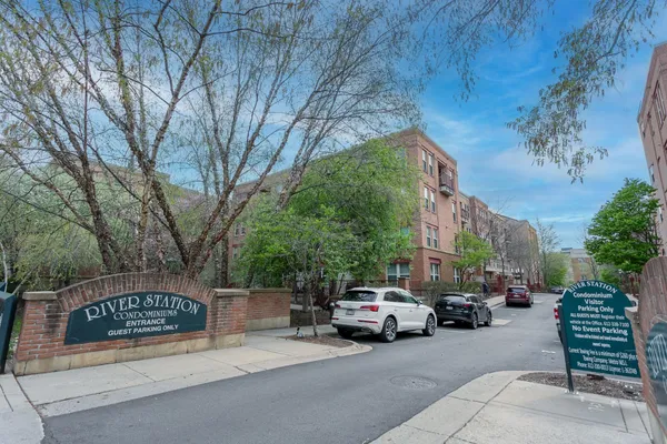 $2,450 | 545 North 1st Street, Unit 403, Minneapolis, MN 55401