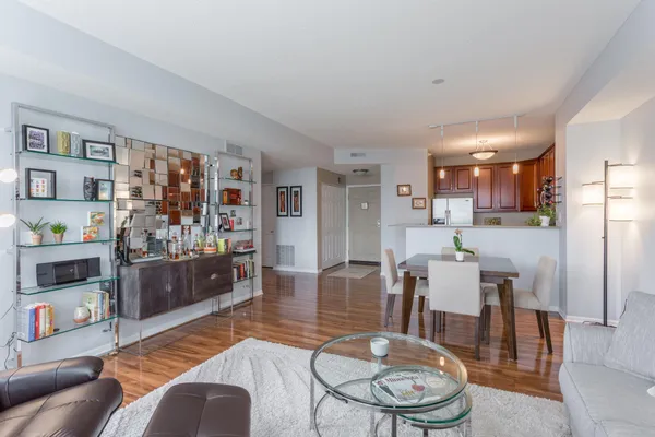 $2,450 | 545 North 1st Street, Unit 403, Minneapolis, MN 55401