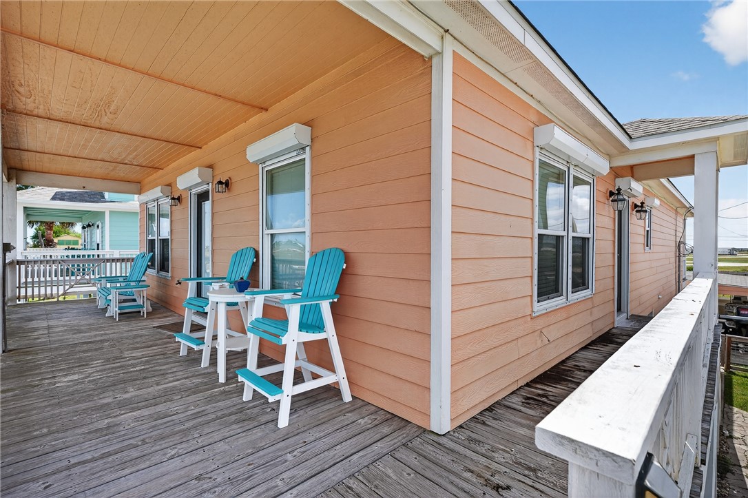 838 Rattlesnake Point Road Rockport, TX 78382 - Photo 7 of 40