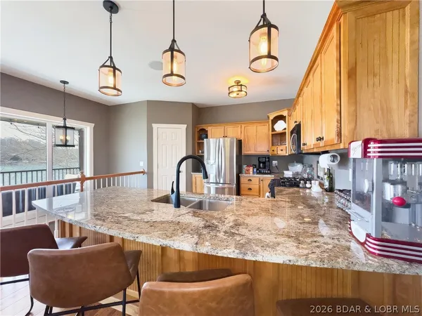 $649,000 | 698 Woodland Hill, Climax Springs, MO 65324
