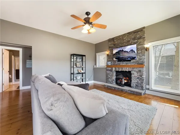 $649,000 | 698 Woodland Hill, Climax Springs, MO 65324
