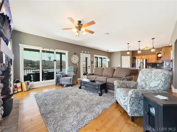 $649,000 | 698 Woodland Hill, Climax Springs, MO 65324