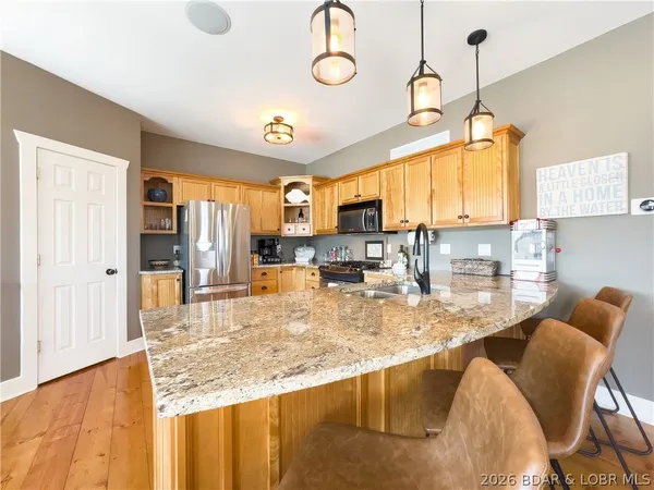 $649,000 | 698 Woodland Hill, Climax Springs, MO 65324