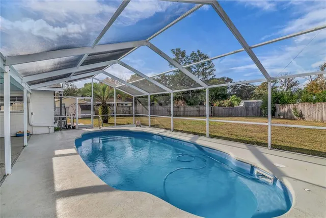 $395,000 | 685 Oleander Street, Mount Dora, FL 32757