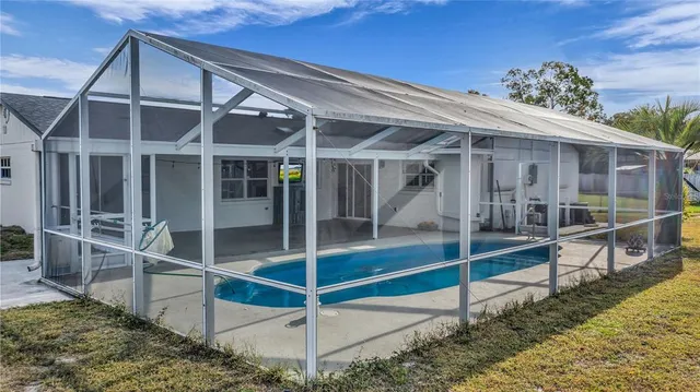 $395,000 | 685 Oleander Street, Mount Dora, FL 32757