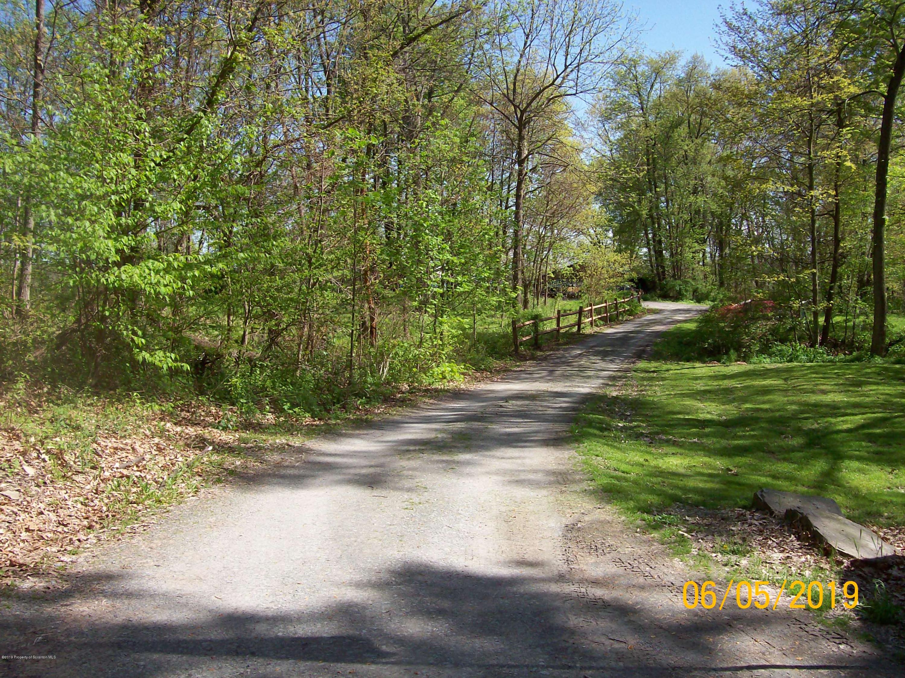 146 Rabbit Lane Tunkhannock, PA 18657 - Photo 28 of 37 Gallery Image 28
