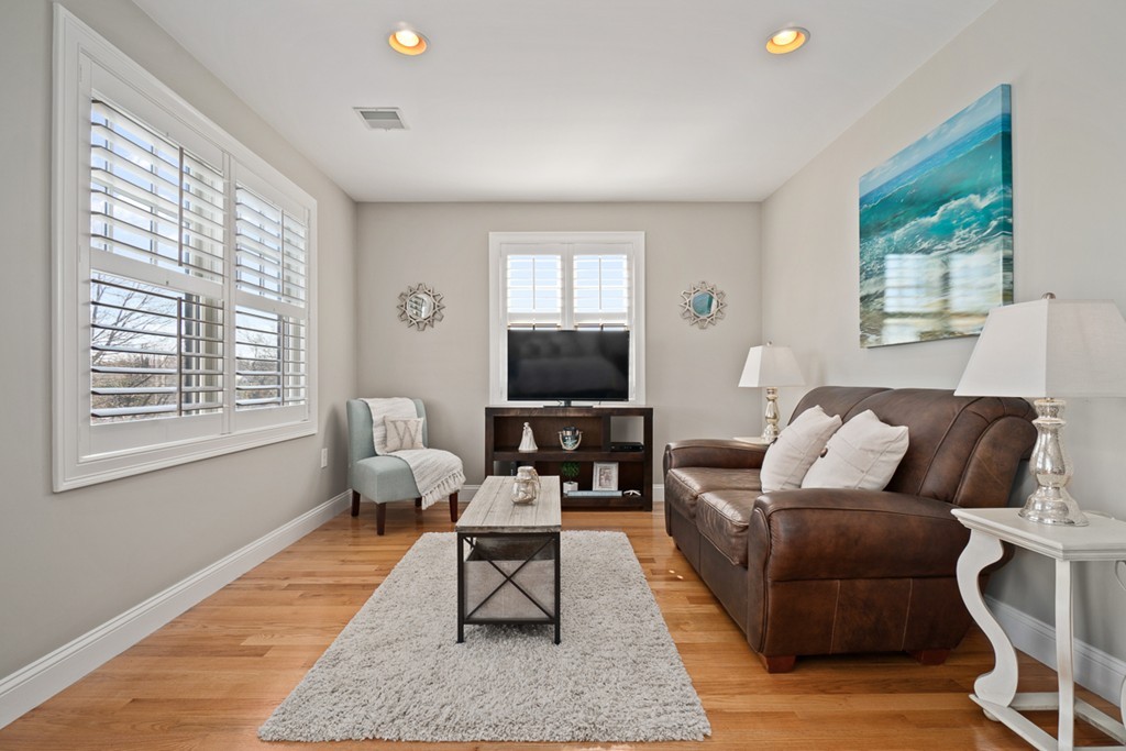 152 Water Street, Unit 17 Danvers, MA 01923 - Photo 16 of 30