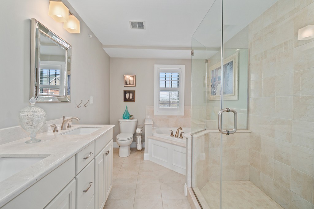 152 Water Street, Unit 17 Danvers, MA 01923 - Photo 19 of 30