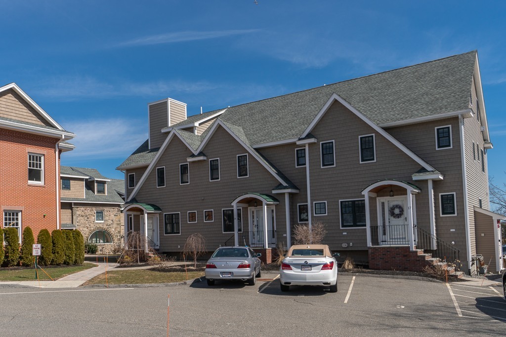 152 Water Street, Unit 17 Danvers, MA 01923 - Photo 29 of 30