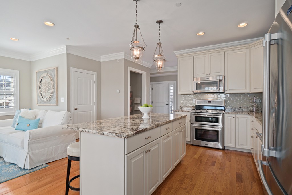 152 Water Street, Unit 17 Danvers, MA 01923 - Photo 8 of 30