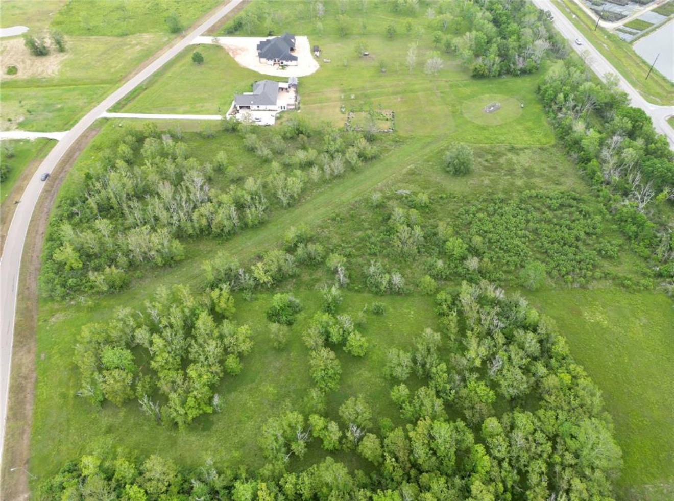 22603 Chenango Lake Drive Angleton, TX 77515 - Photo 6 of 9