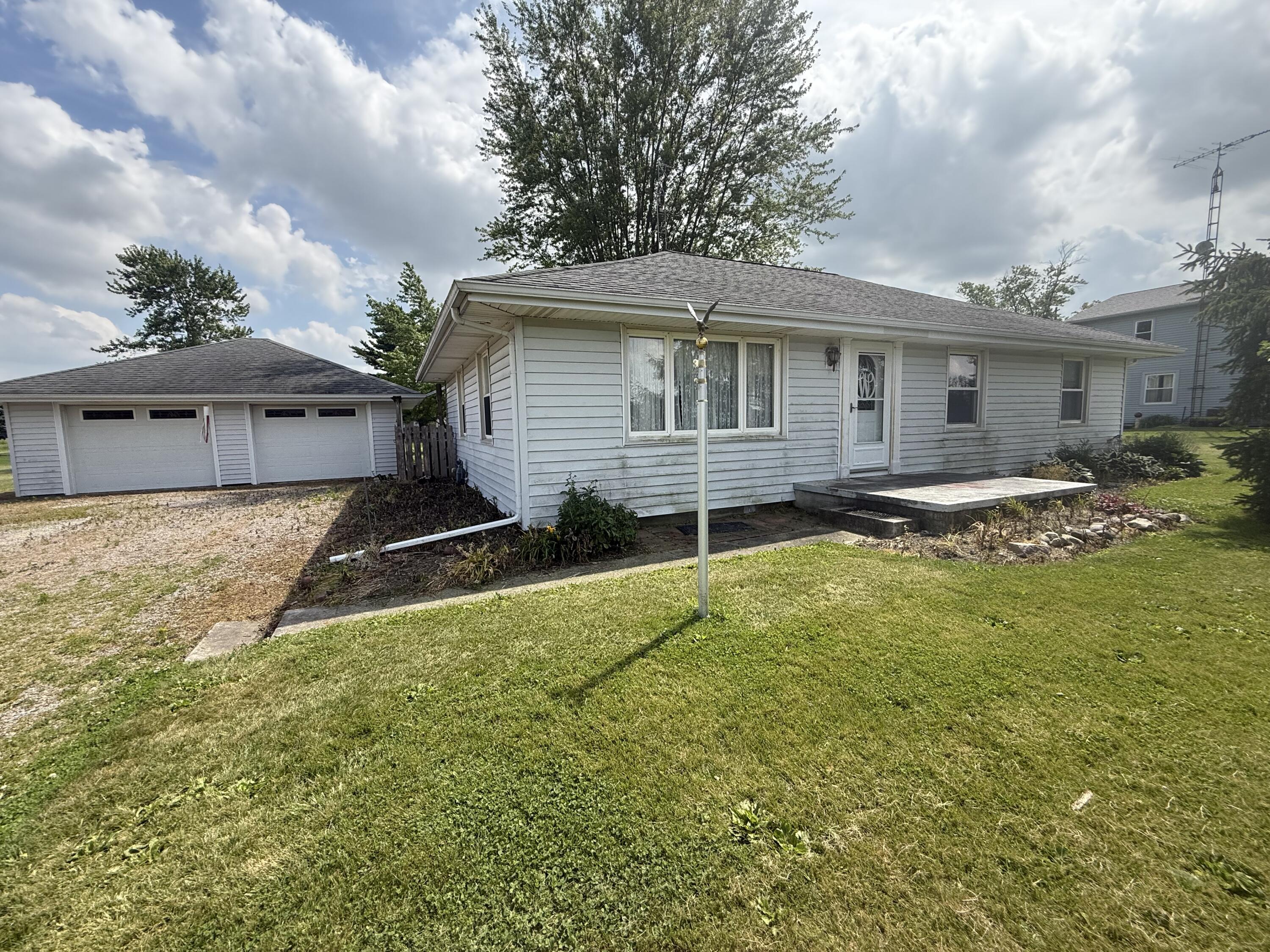 4192 River Trail Road Rockford, OH 45882 - Photo 1 of 31 IMG_3122