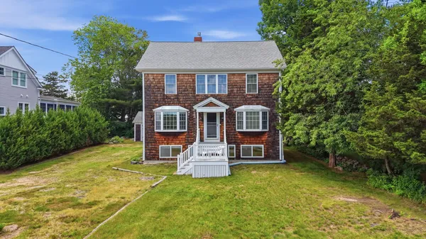 $875,000 | 1001 Ocean Boulevard, Hampton, NH 03842