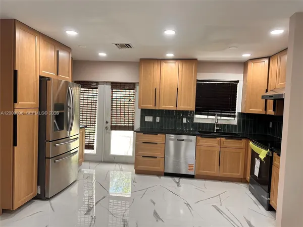 $3,300 | 3614 Everglades Road, Palm Beach Gardens, FL 33410