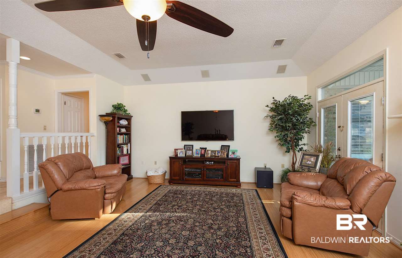 1774 Woodridge Drive Atmore, AL 36502 - Photo 4 of 40